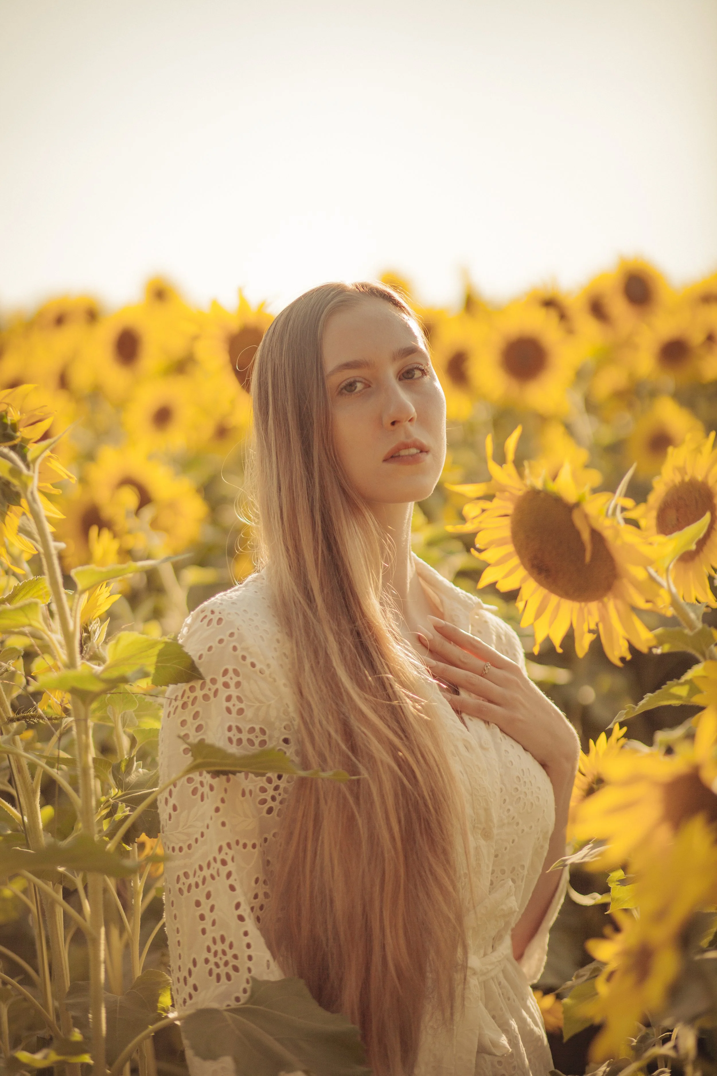 Maria Prikhodko | Sunflower Fields Portraits at Colby Farm