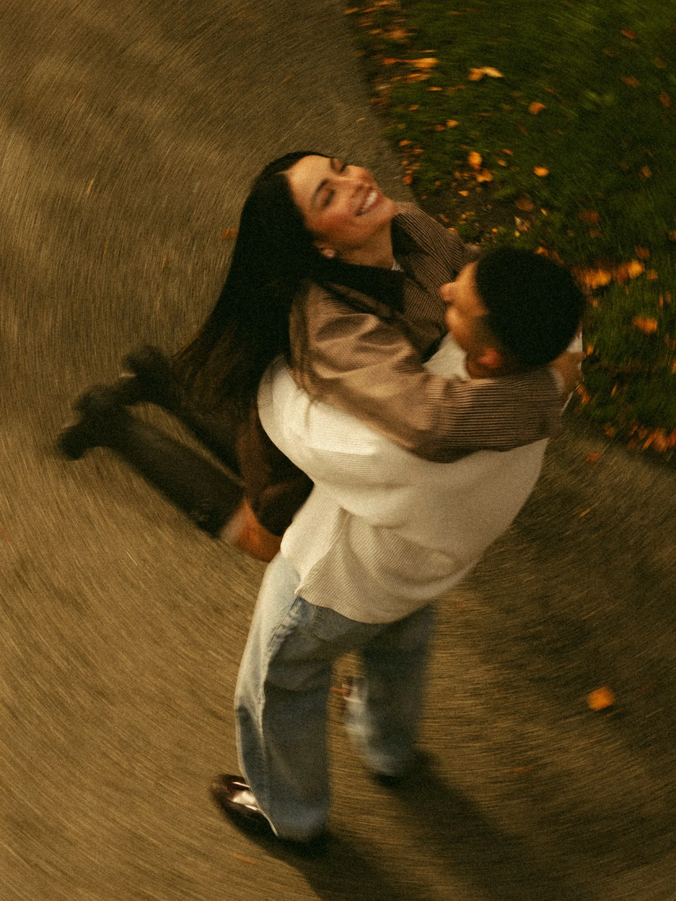 The kind of fall morning that makes you want to slow down and stay a little longer. 🍂

I loved getting to capture A+T&rsquo;s Engagement Session at the Boston Public Garden, from the playful spins and blurry little moments to the quiet kisses and th