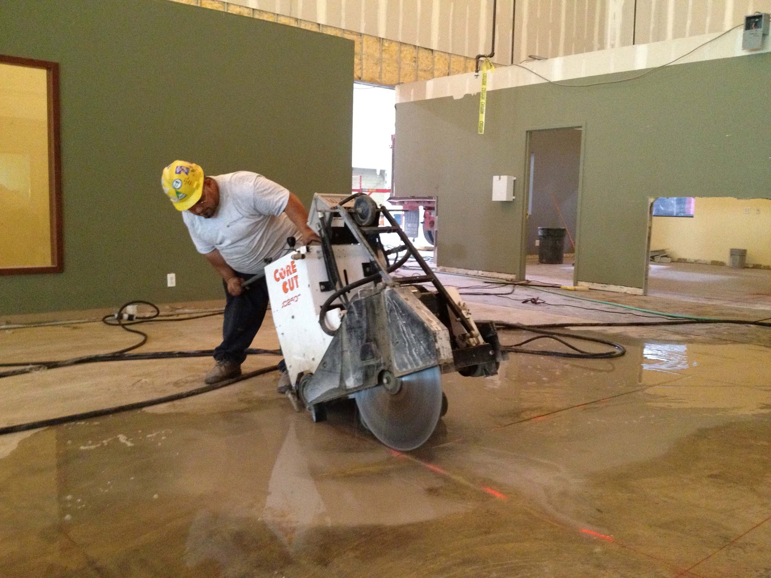 slabsawing103.jpg