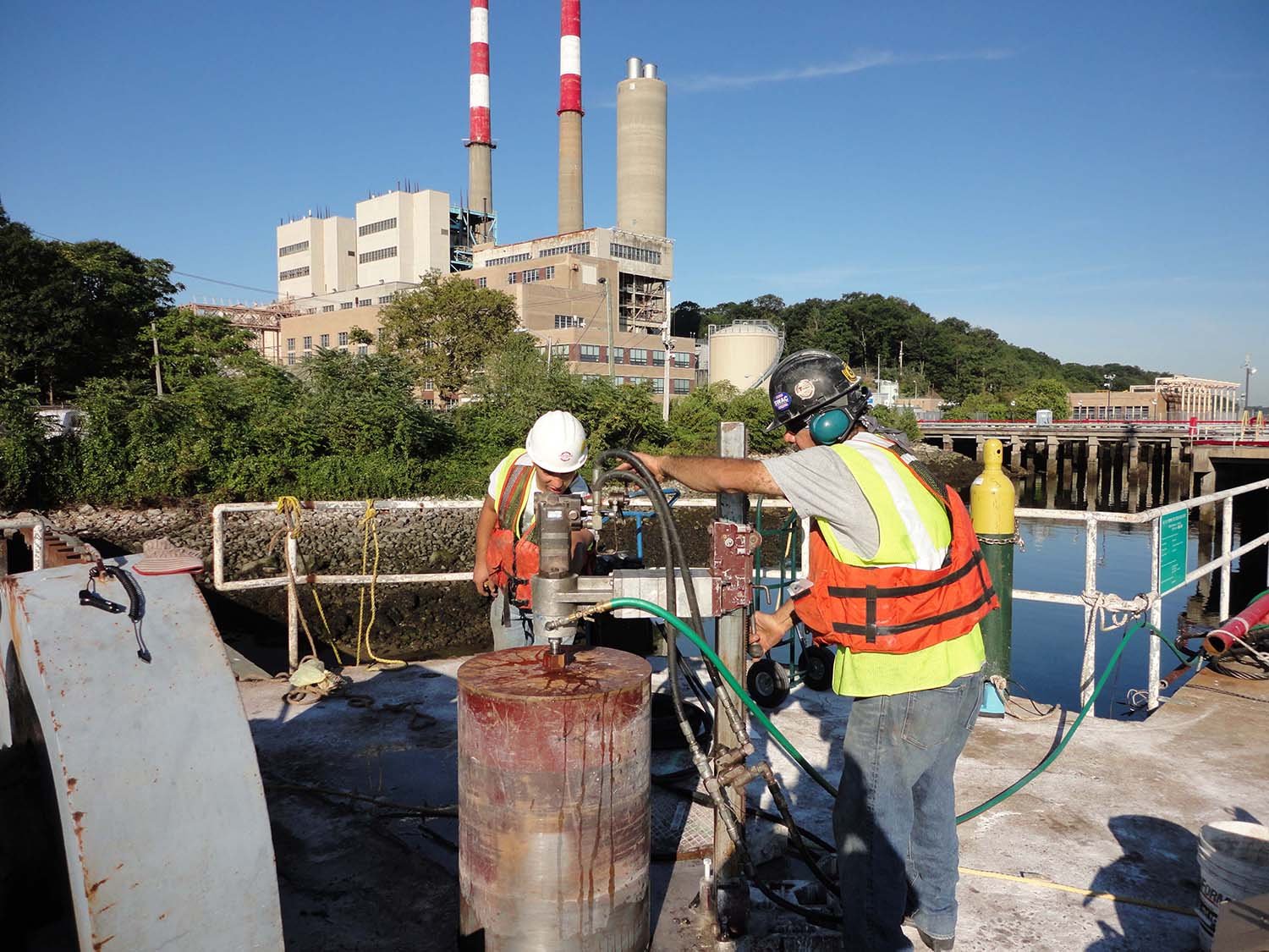 coredrilling100.jpg