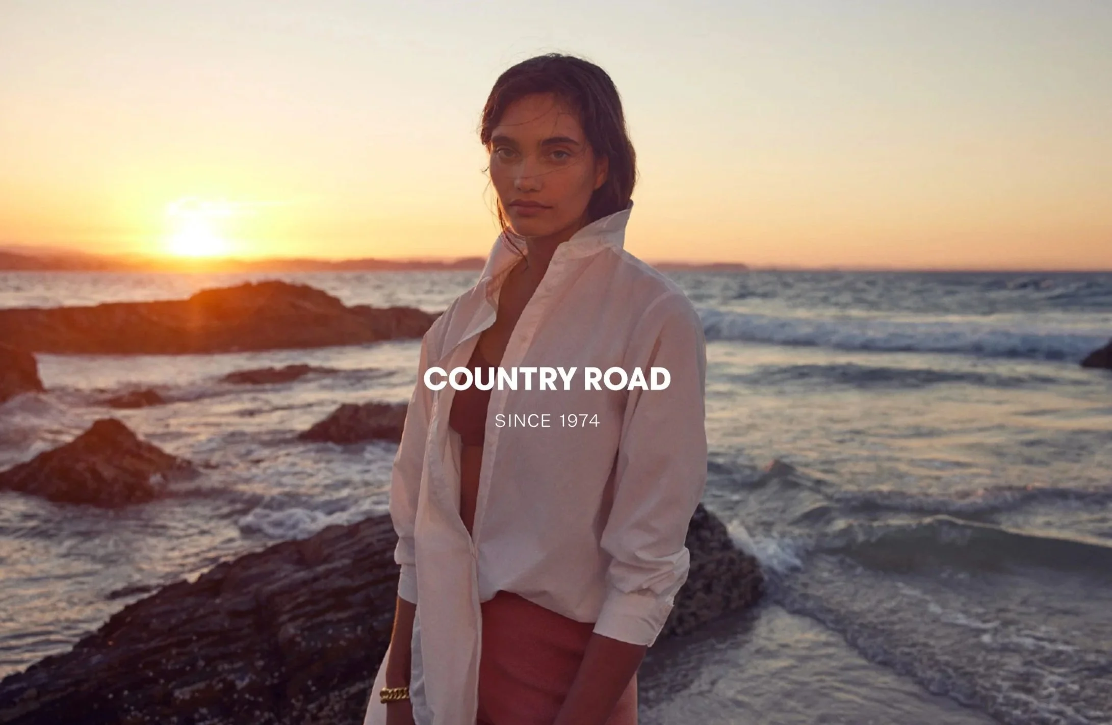 COUNTRY ROAD