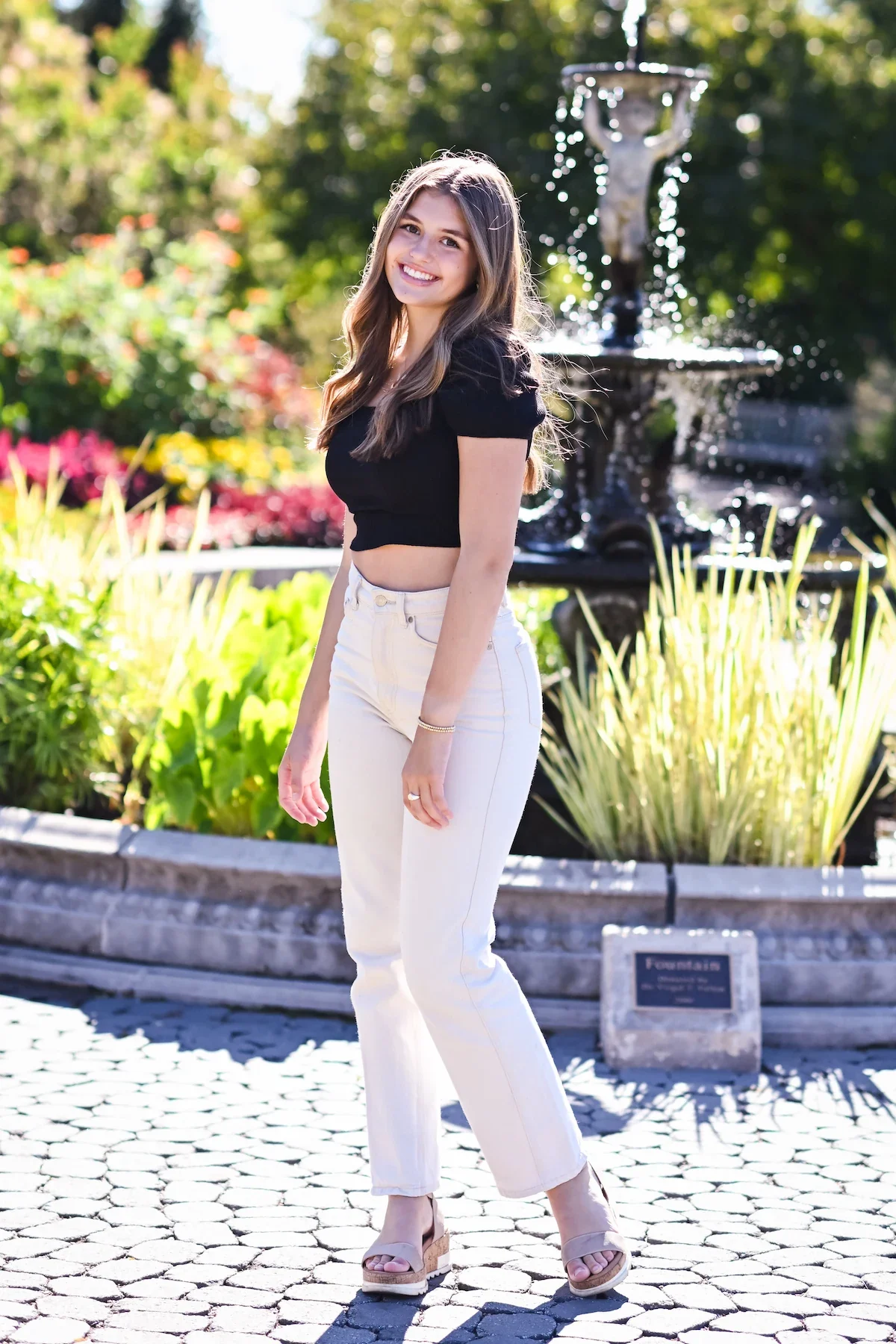 senior-annie-21.webp