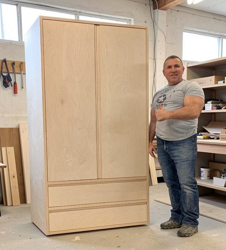 The 8-foot tall custom cabinet with insert fronts. The unit, made of 1-inch plywood.
#bigjohnsco #CustomFurniture #MadeFromScratch #HomeRemodeling #KitchenRemodel #MadeFromScratch 