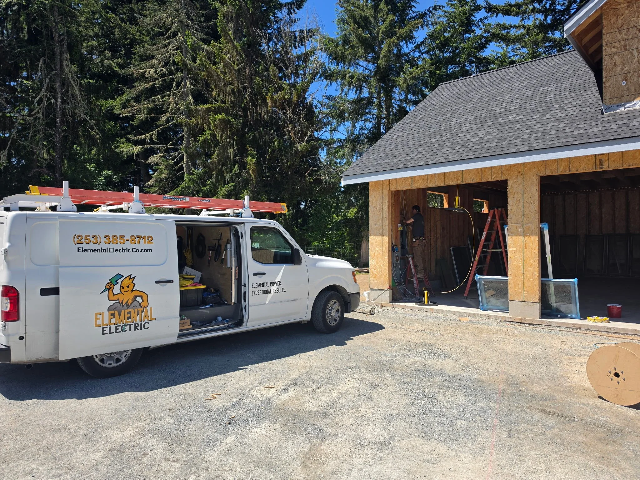 Elemental Electric service vehicle at a new residential construction project in Graham, WA.