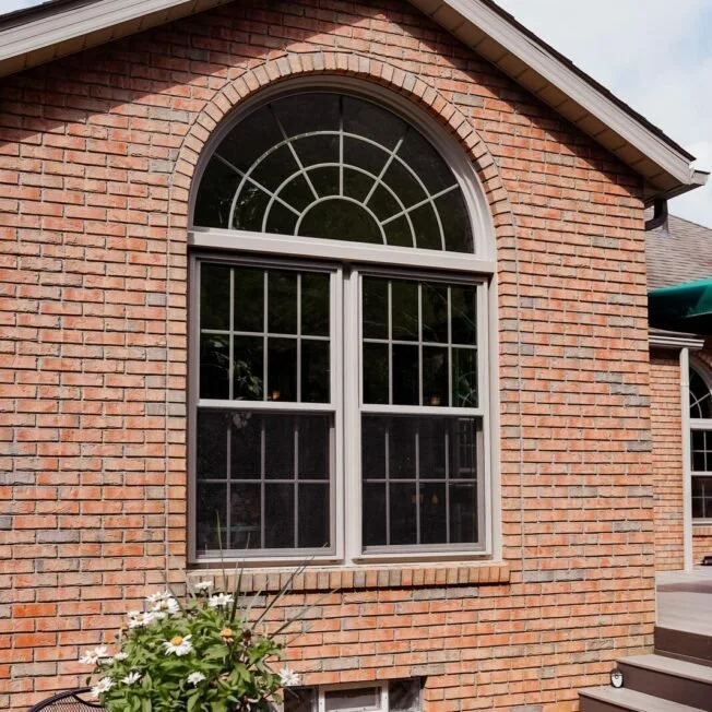 Aeris-Double-Hung-and-Shaped-Windows-in-Sandstone_DSC8398-edit-e1703003703771-652x652.jpg