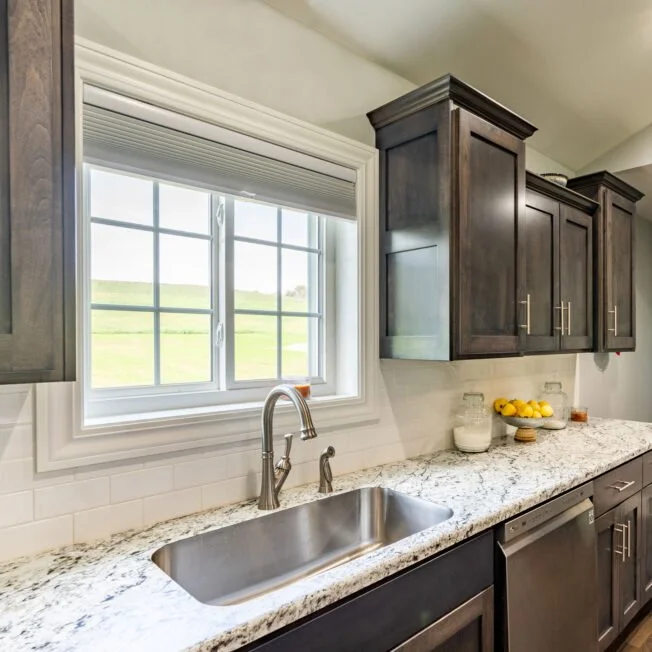 Endure-Slider-Windows-With-Cottage-Grids_DSC4313-HDR-edit-652x652.jpg