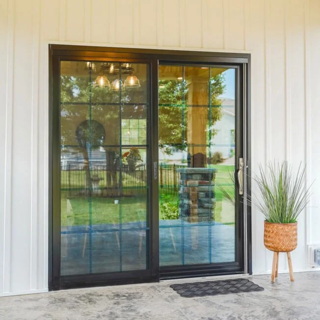 Endure-Patio-Door-in-black-with-colonial-grids_DSC6290-edit-1-e1722014974545-652x652.jpg