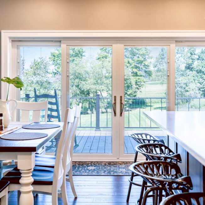 Endure-4-Lite-Patio-Door-in-White-with-Internal-Blinds_DSC8668-HDR-Edit2-652x652.jpg