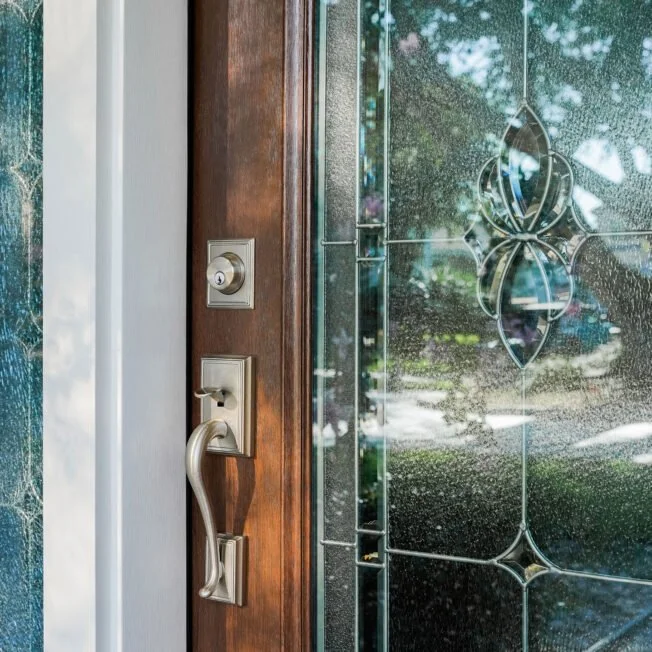 Somerset-Decorative-Glass_Satin-Nickel-Schlage-Addison-652x652.jpg