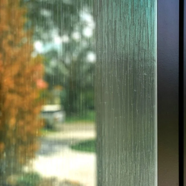 Legacy-Smooth_Waterfall-Privacy-Glass-652x652.jpg