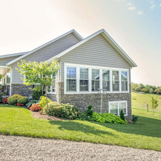 Aspect-Double-Hung-Cottage-652x652.jpg