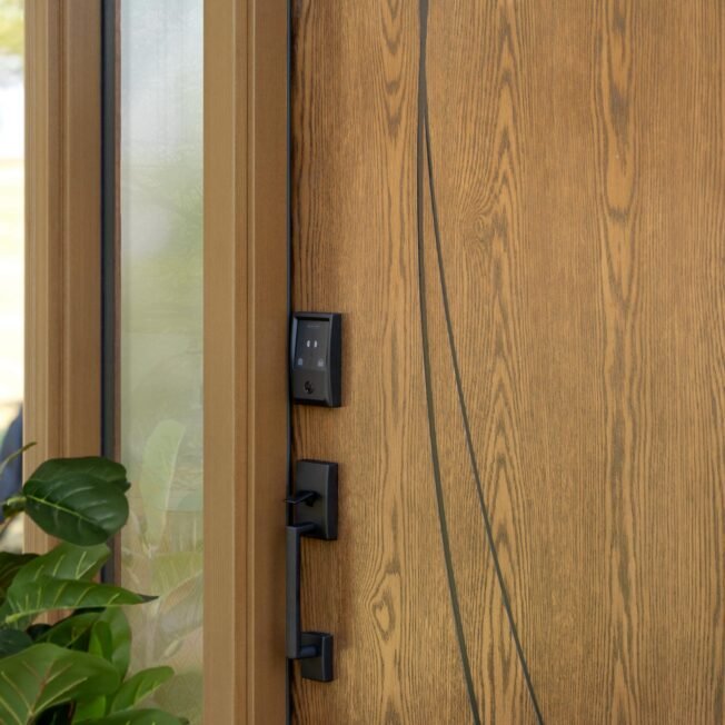 Ascent-White-Oak-001-INS2C-in-Almond-stain-652x652.jpg