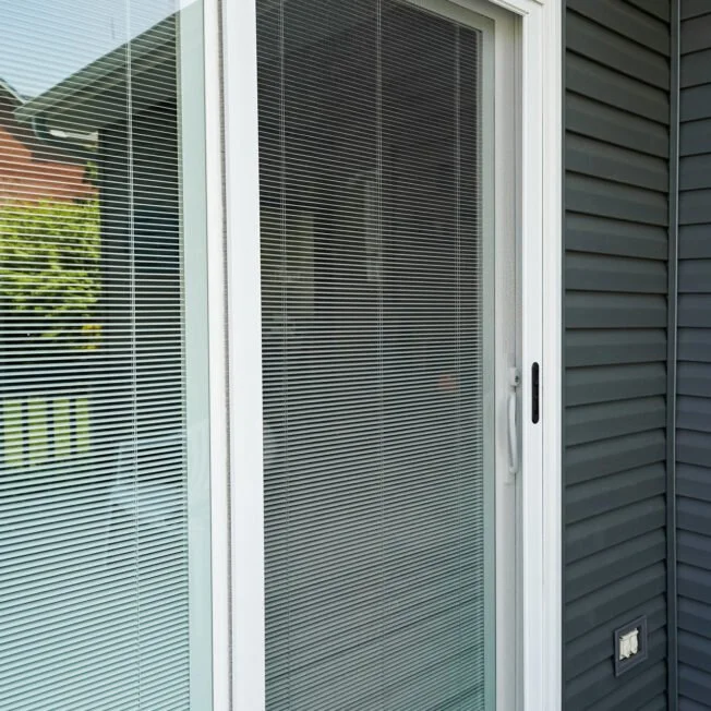 Endure-Patio-Door-in-White-with-Internal-Blinds_DSC4995-652x652.jpg