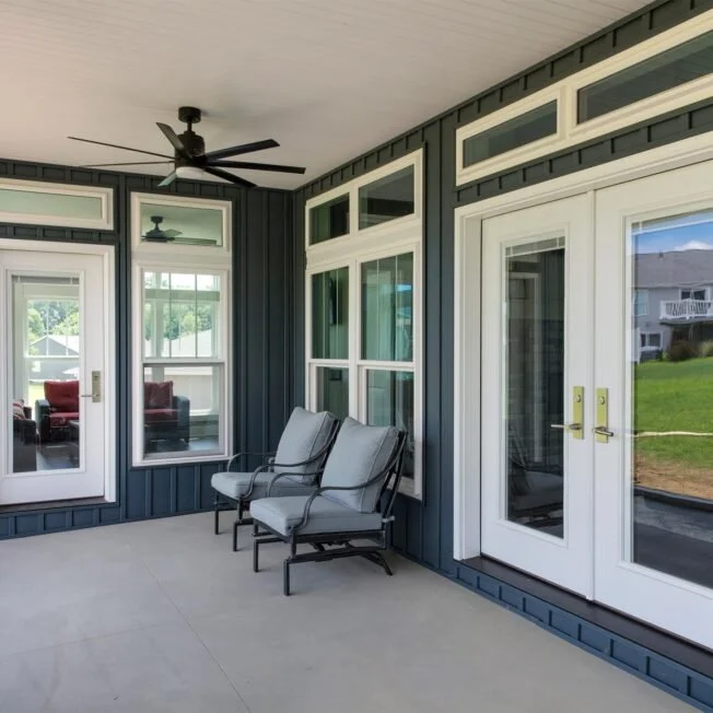 Legacy-Steel-French-Doors_460_Snow-Mist-White_Internal-Blinds-652x652.jpg