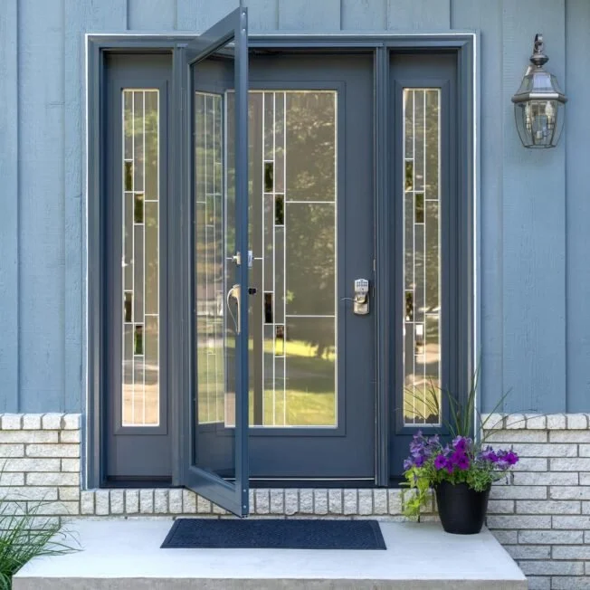 Signet-460-Smooth-Enzian-Blue_Deluxe-397-Full-View-Storm-Door-9-652x652.jpg