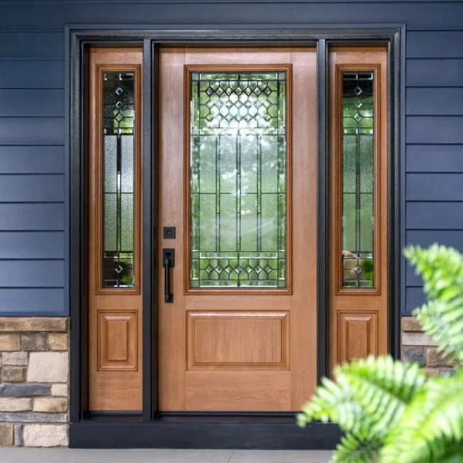 Signet_C2_AE-Cherry-440-1P-entry-door-in-Cider-stain-with-Carrington-Decorative-Glass-1-652x652.jpg