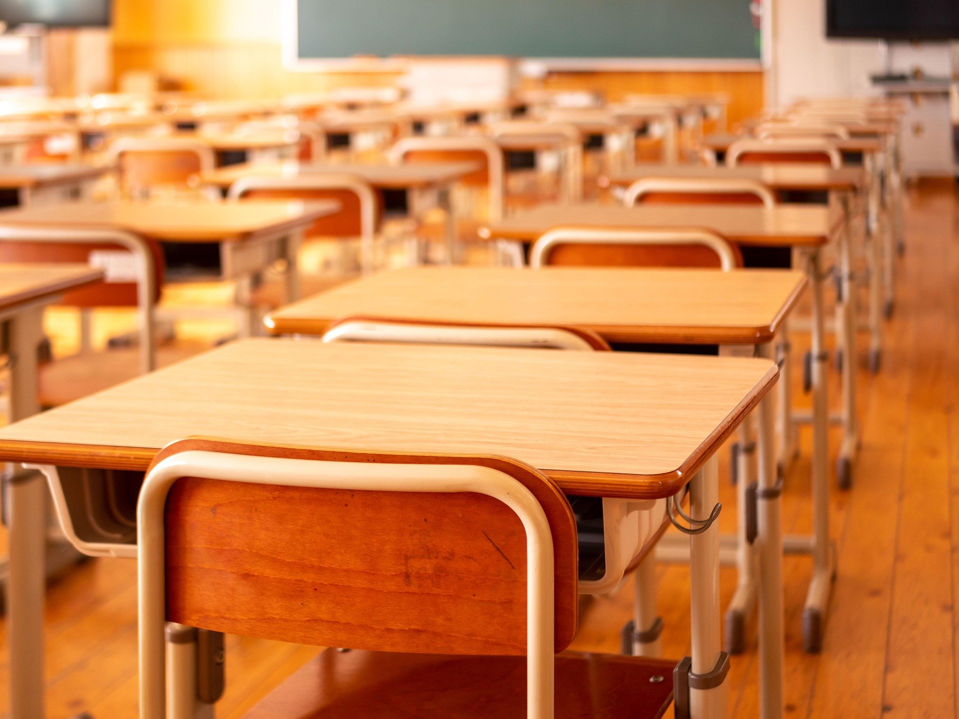 Course Descriptions & Sample Syllabi