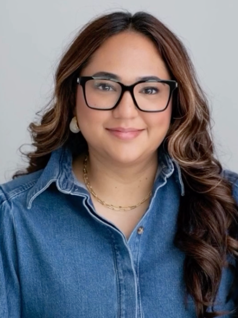 Headshot of Alejandra Gomez