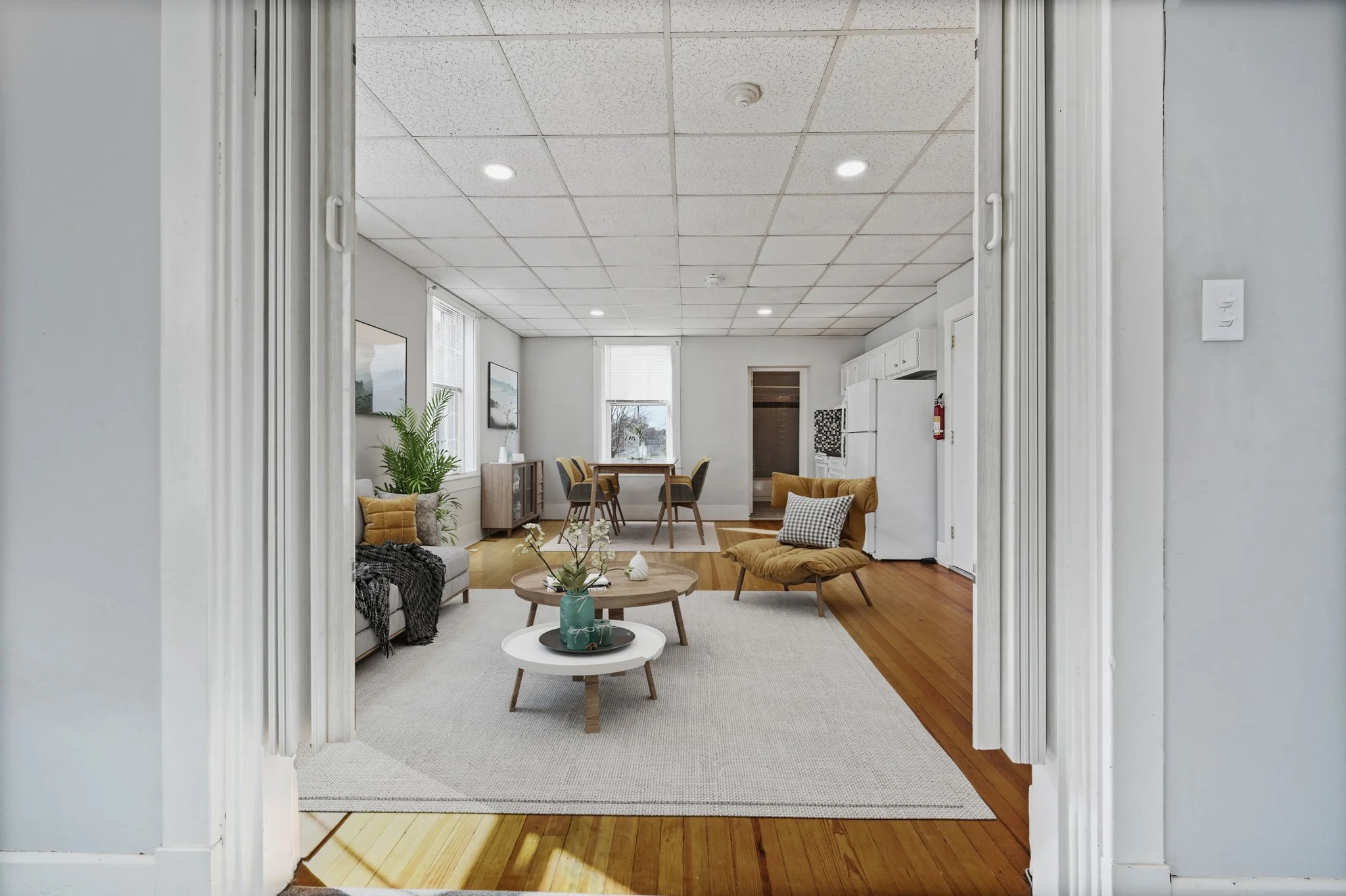 Hall virtually staged.jpg