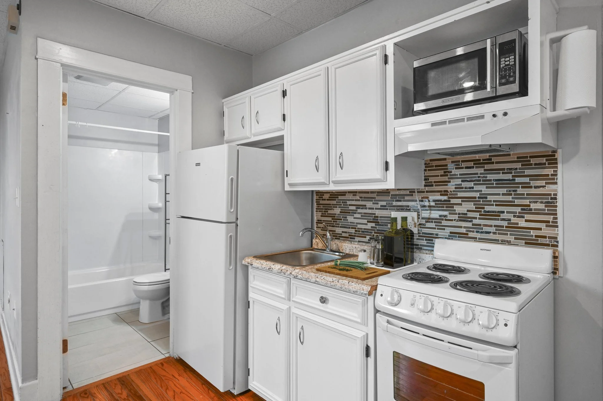 Kitchen Virtually Staged (1).jpg