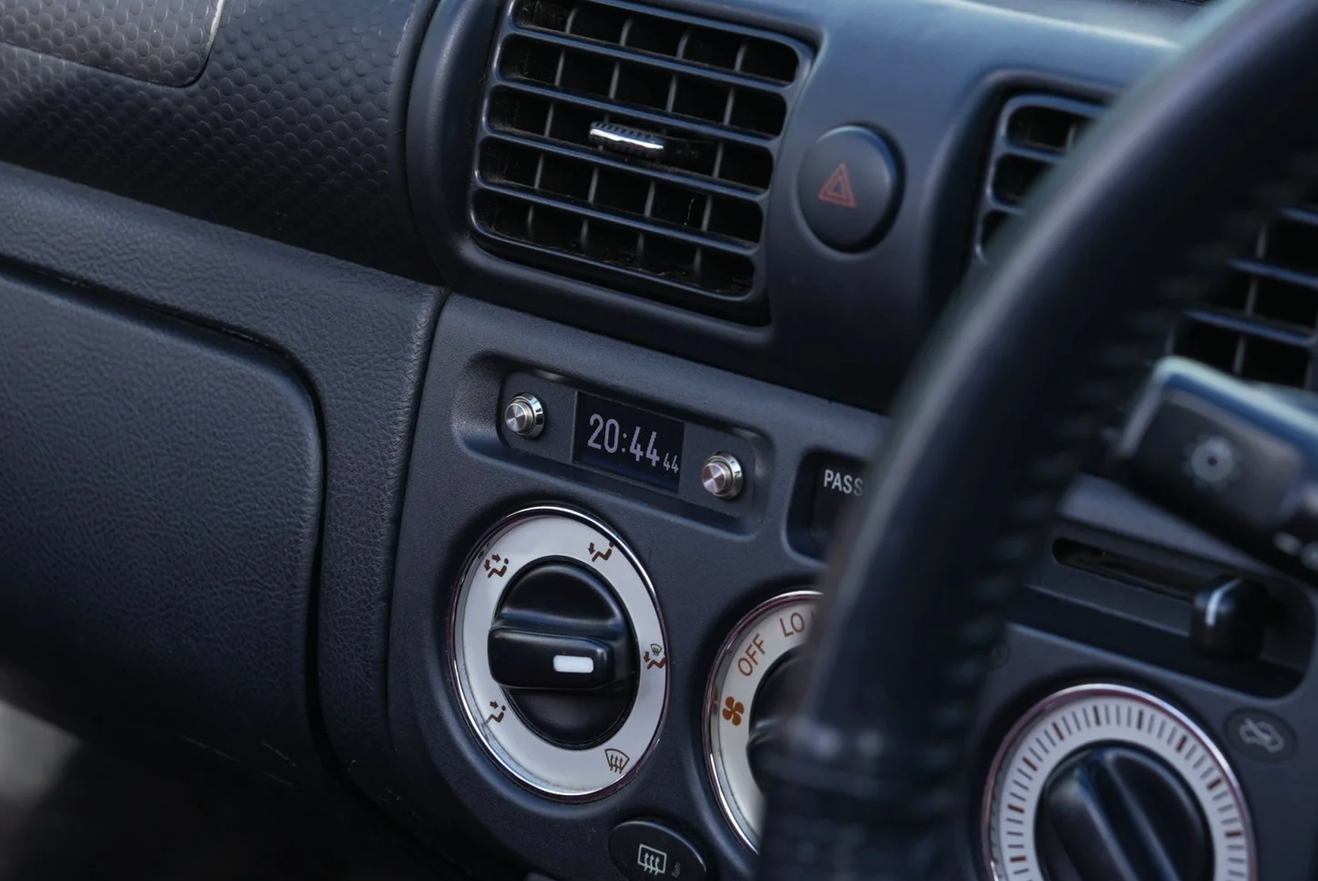 Horse Clock for Toyota MR2 Roadster 2000-2007