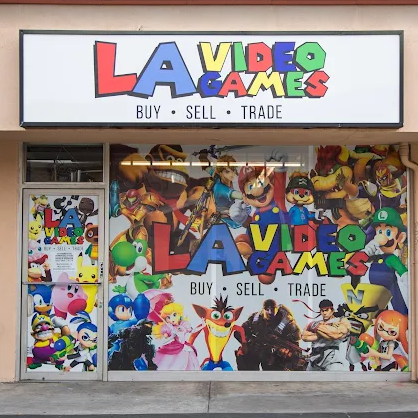 Exterior of LA Video Games Sherman Oaks store on Magnolia Boulevard