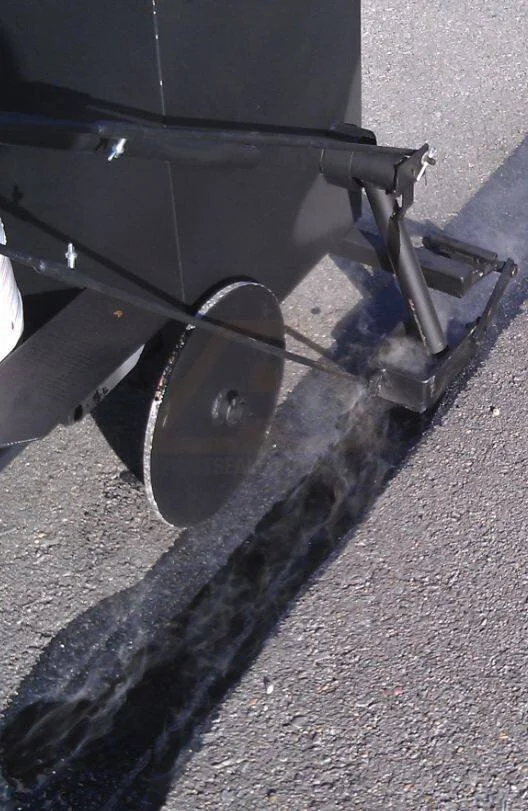 Rubberized Crack Filling