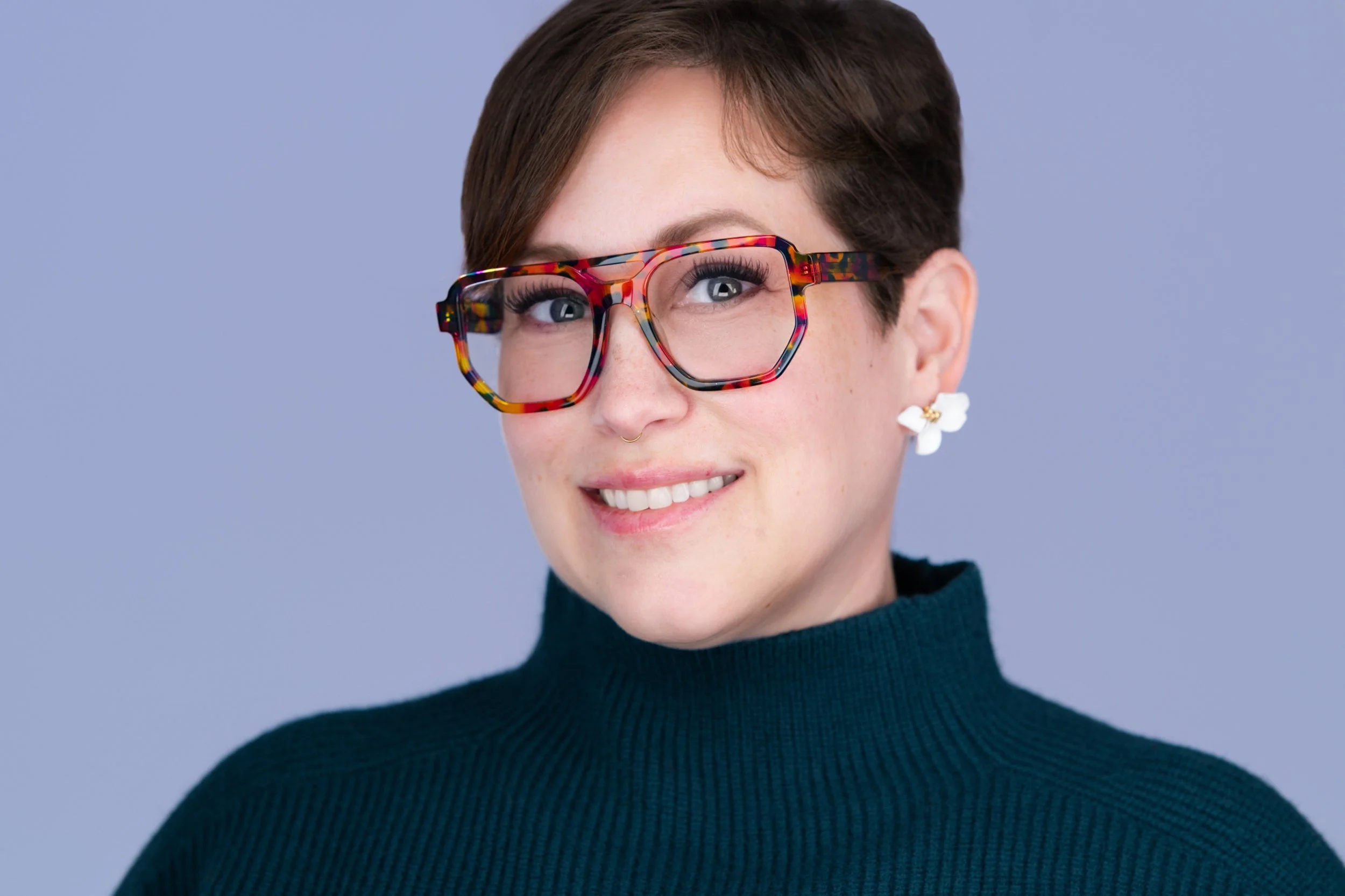 What to Wear for Headshots: The Ultimate Guide to Headshot Session Outfits