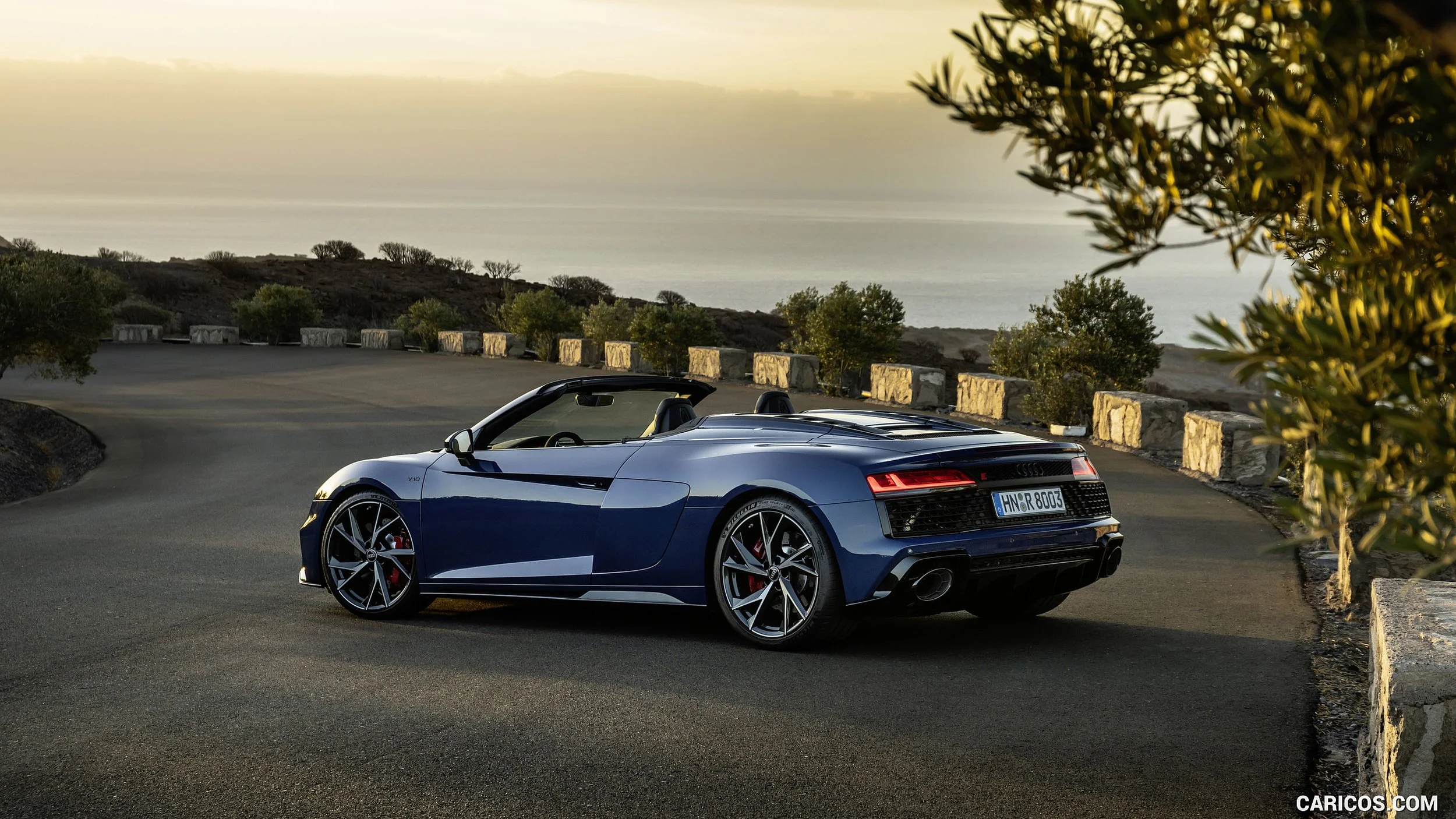 2022_audi_r8_spyder_v10_performance_rwd_27_2560x1440.jpg