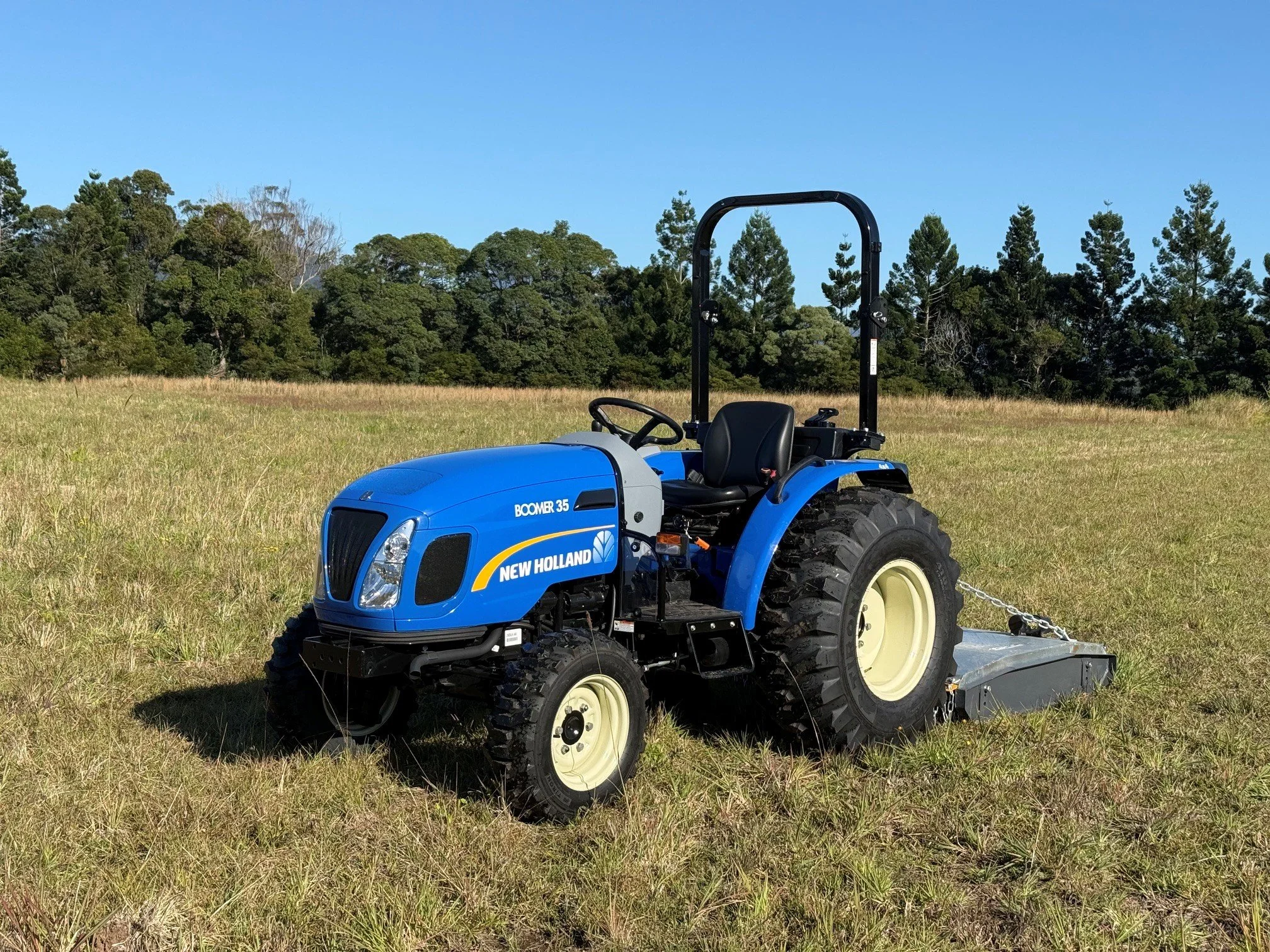 New Holland Boomer 35 Compact Tractor