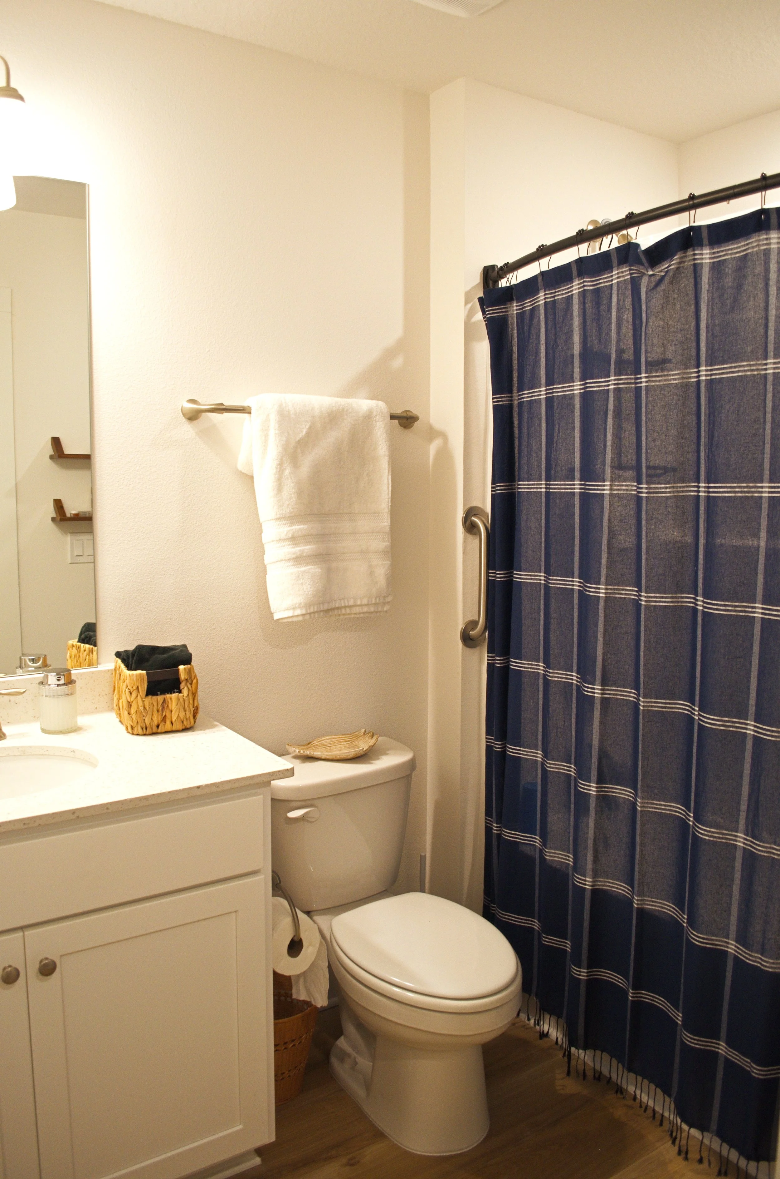 S&S Living & Dining_19.jpg
