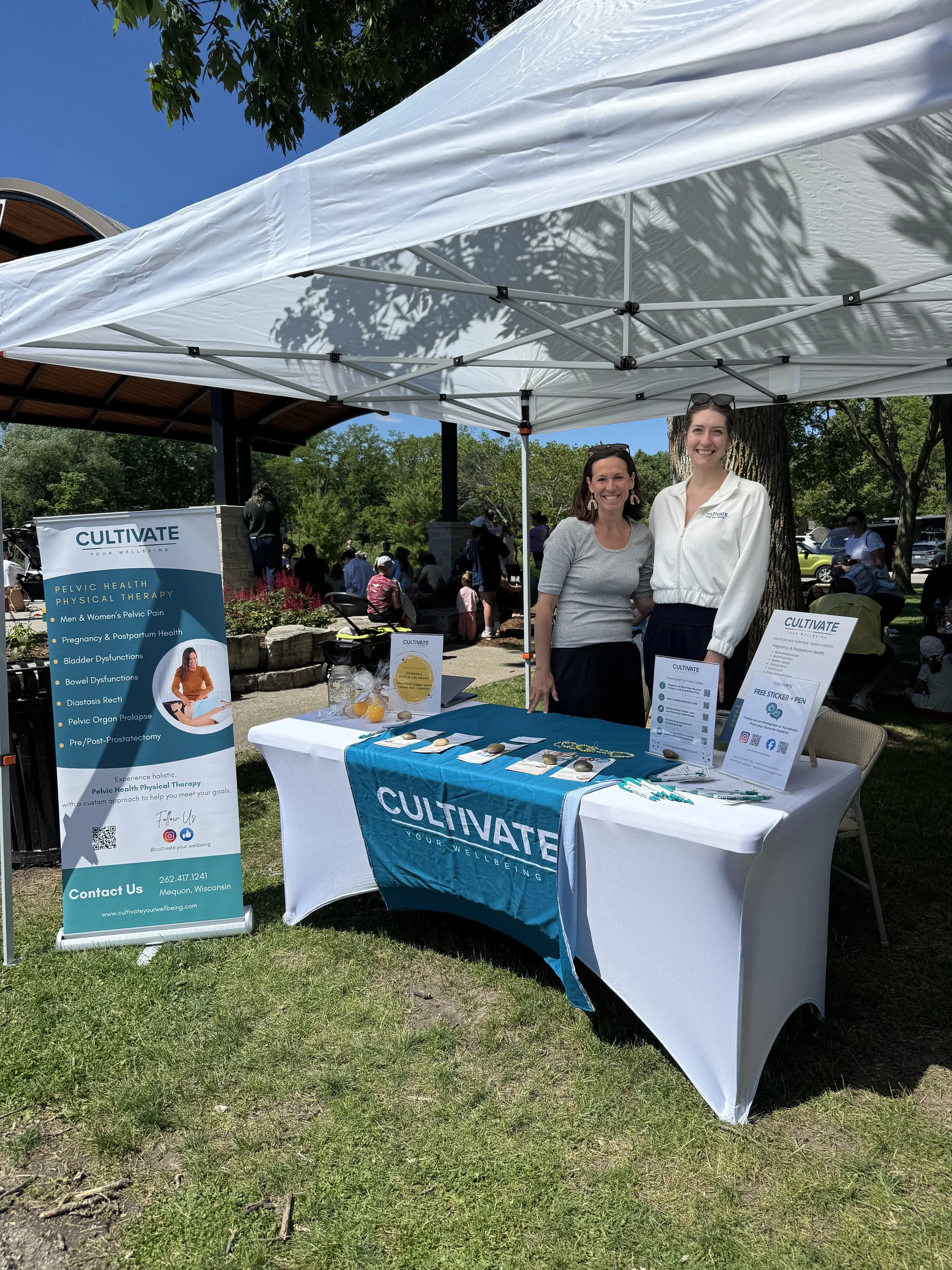 Cultivate your wellbeing pelvic health therapists educating the community at the Thiensville farmers market.