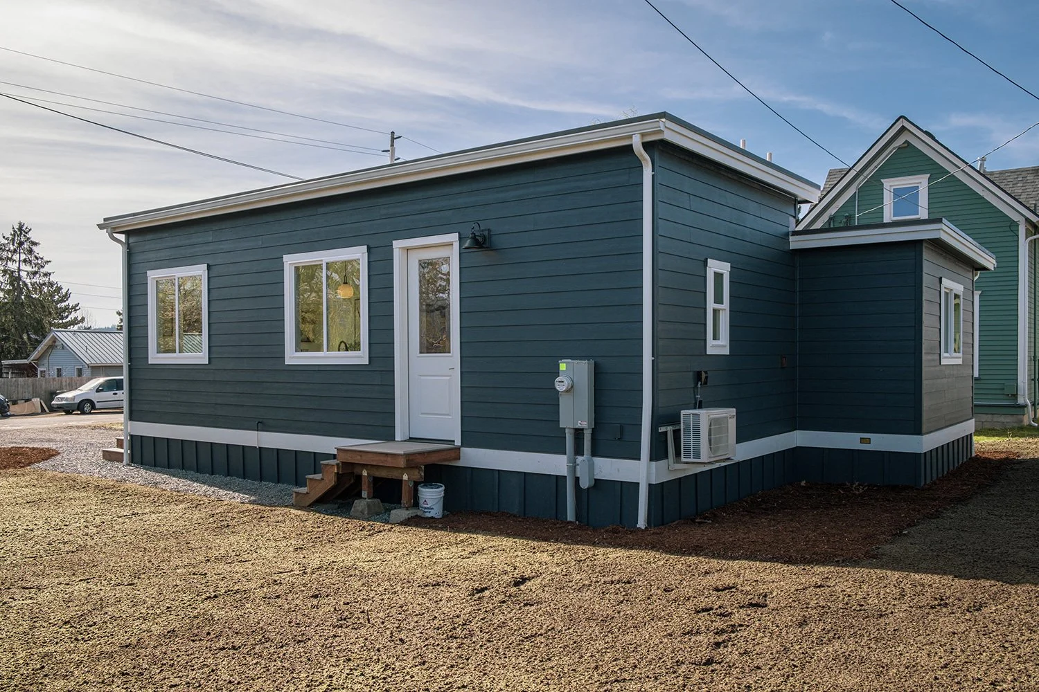 05_Kulshan-Modular_Modular-Home_Texas_St_Kulshan-05.jpg
