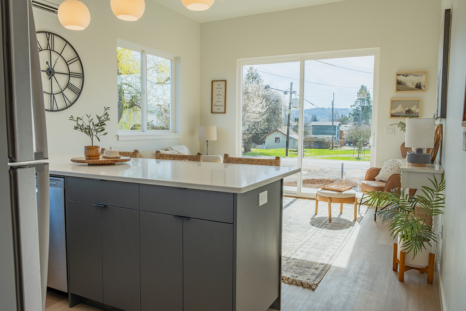 05_Kulshan-Modular_Modular-Home_Texas_St_Kulshan-06.jpg