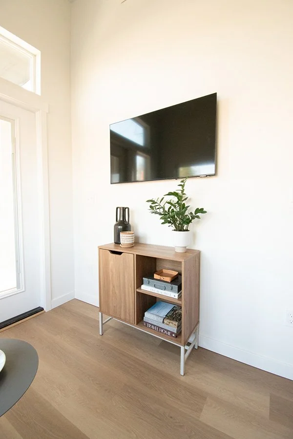 06_Cascade-Tiny_Cascade-Tiny-Home_Cascade-Hideaway-06.jpg