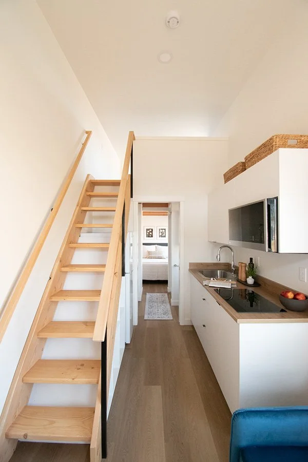 06_Cascade-Tiny_Cascade-Tiny-Home_Cascade-Hideaway-12.jpg