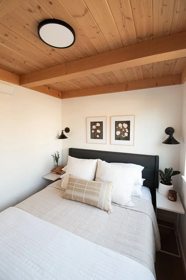 06_Cascade-Tiny_Cascade-Tiny-Home_Cascade-Hideaway-26.jpg
