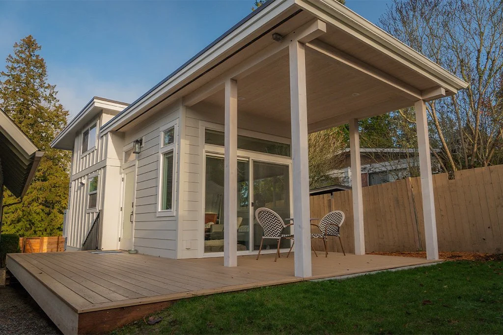 03_Birch-Bay-Tiny_Bellevue-Tiny-Home_Birch-Bay-Exterior-5.jpg