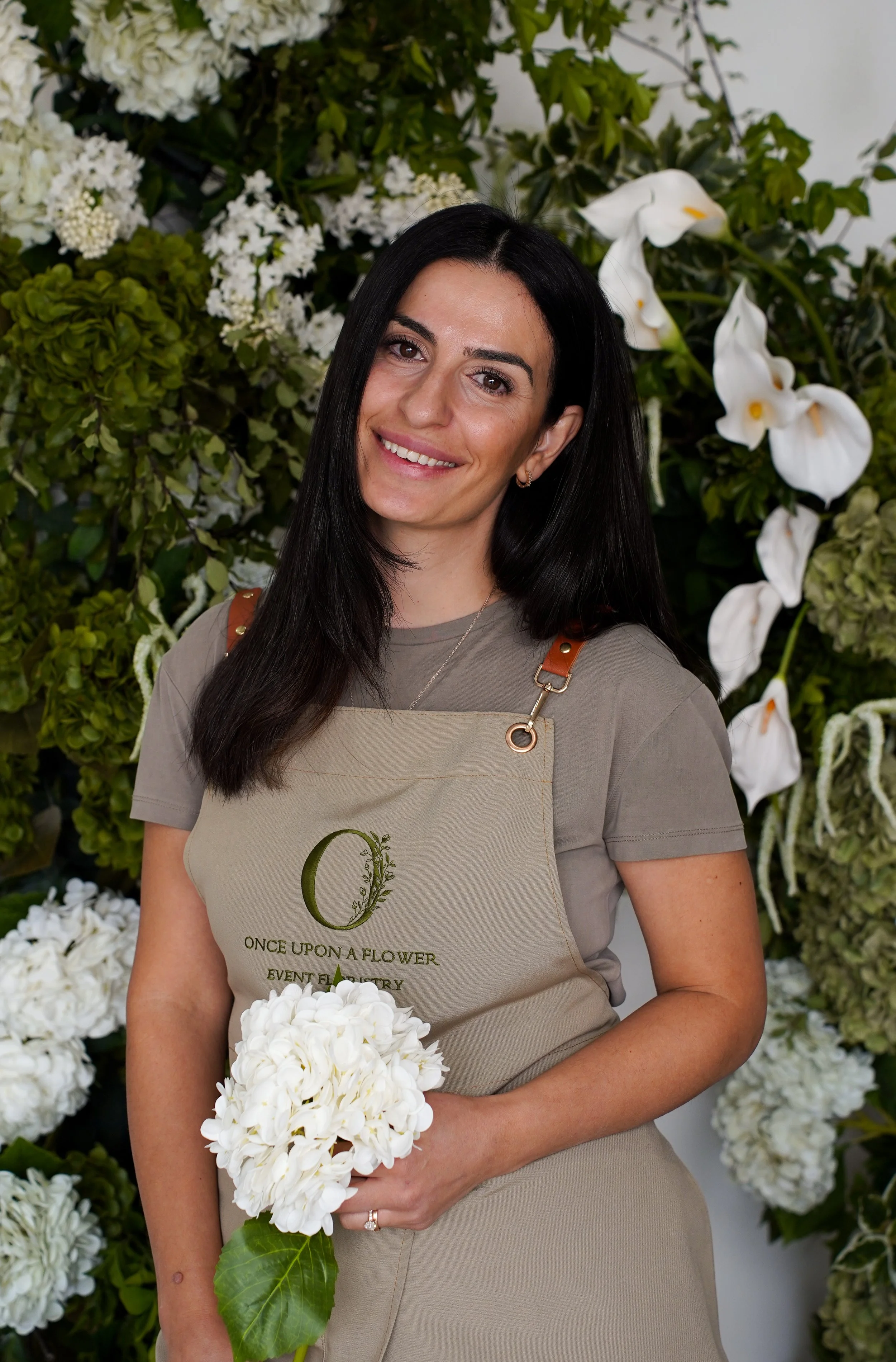 Melbourne florist- Wedding flowers- fresh flower arrangements- artificial faux premium flowers- event styling- flower styling - event setup and design