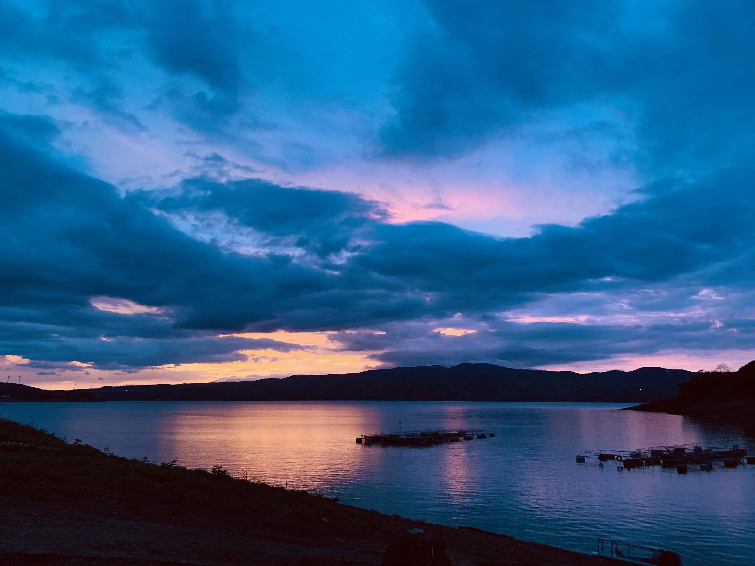 01_LakeSunset.jpg