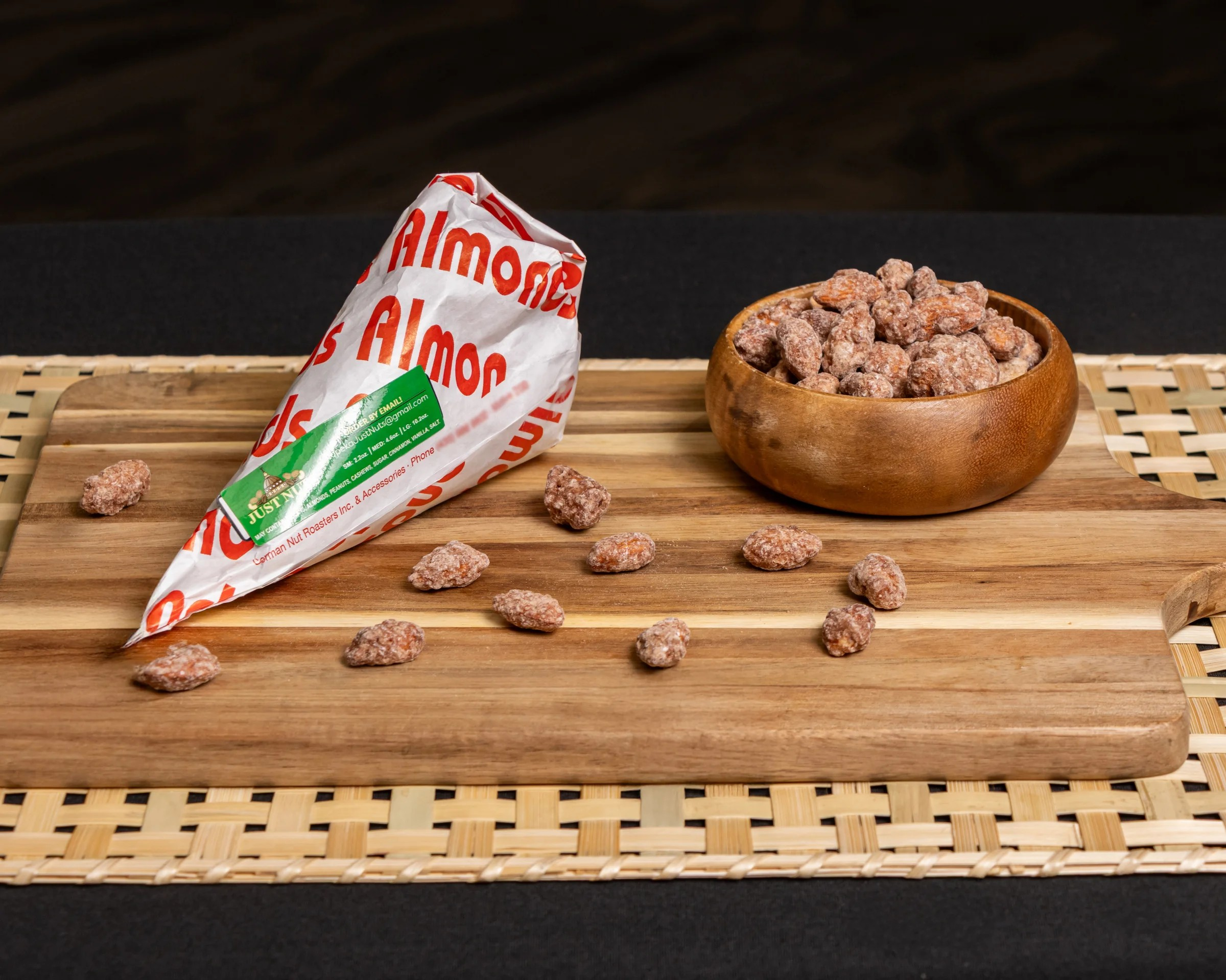 Cinnamon Roasted Almonds

Sm: 2.2 oz
Md: 4.6 oz
Lg: 10.2 oz