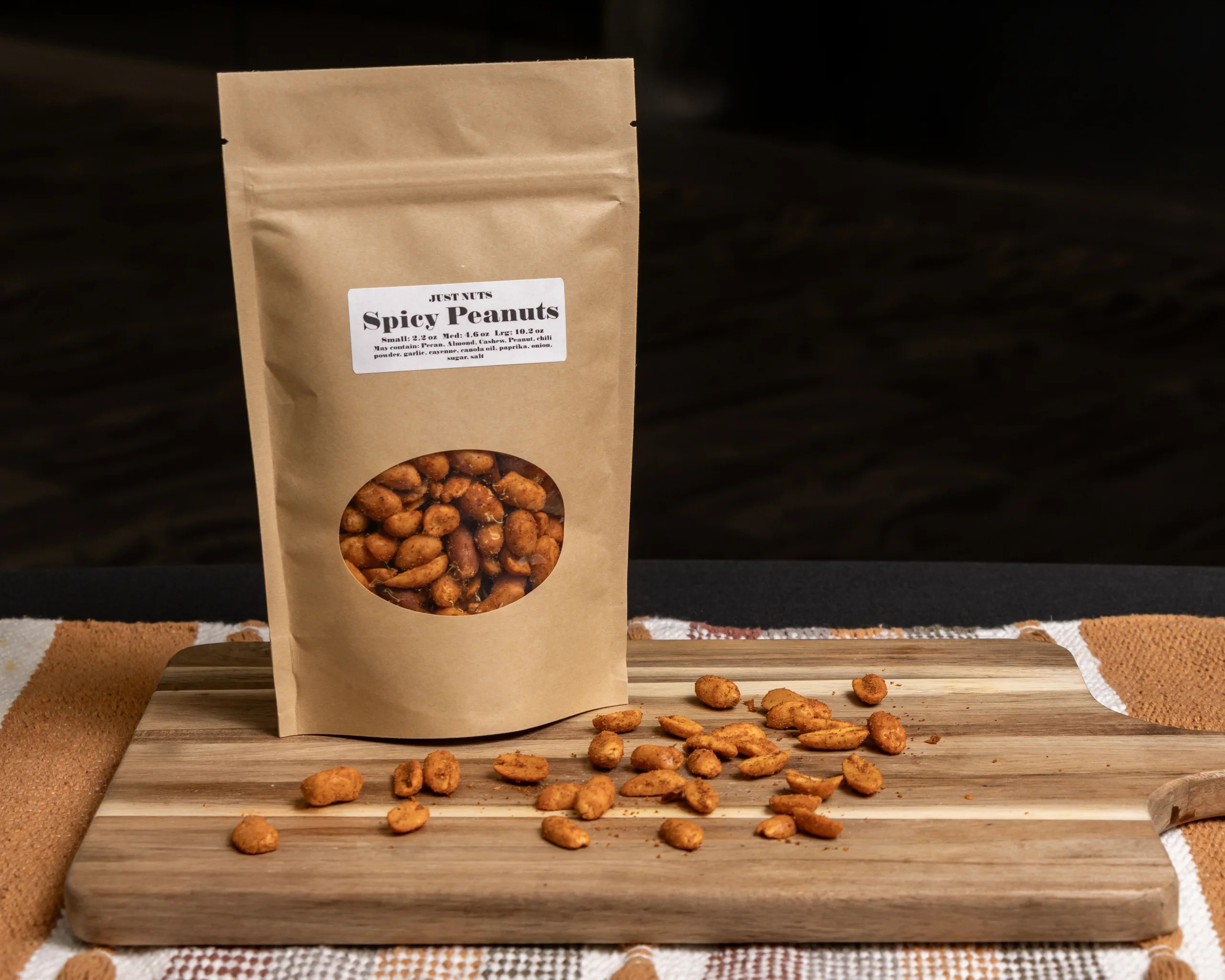 Spicy Peanuts
Sm: 2.2 oz
Md: 4.6 oz
Lg: 10.2 oz
