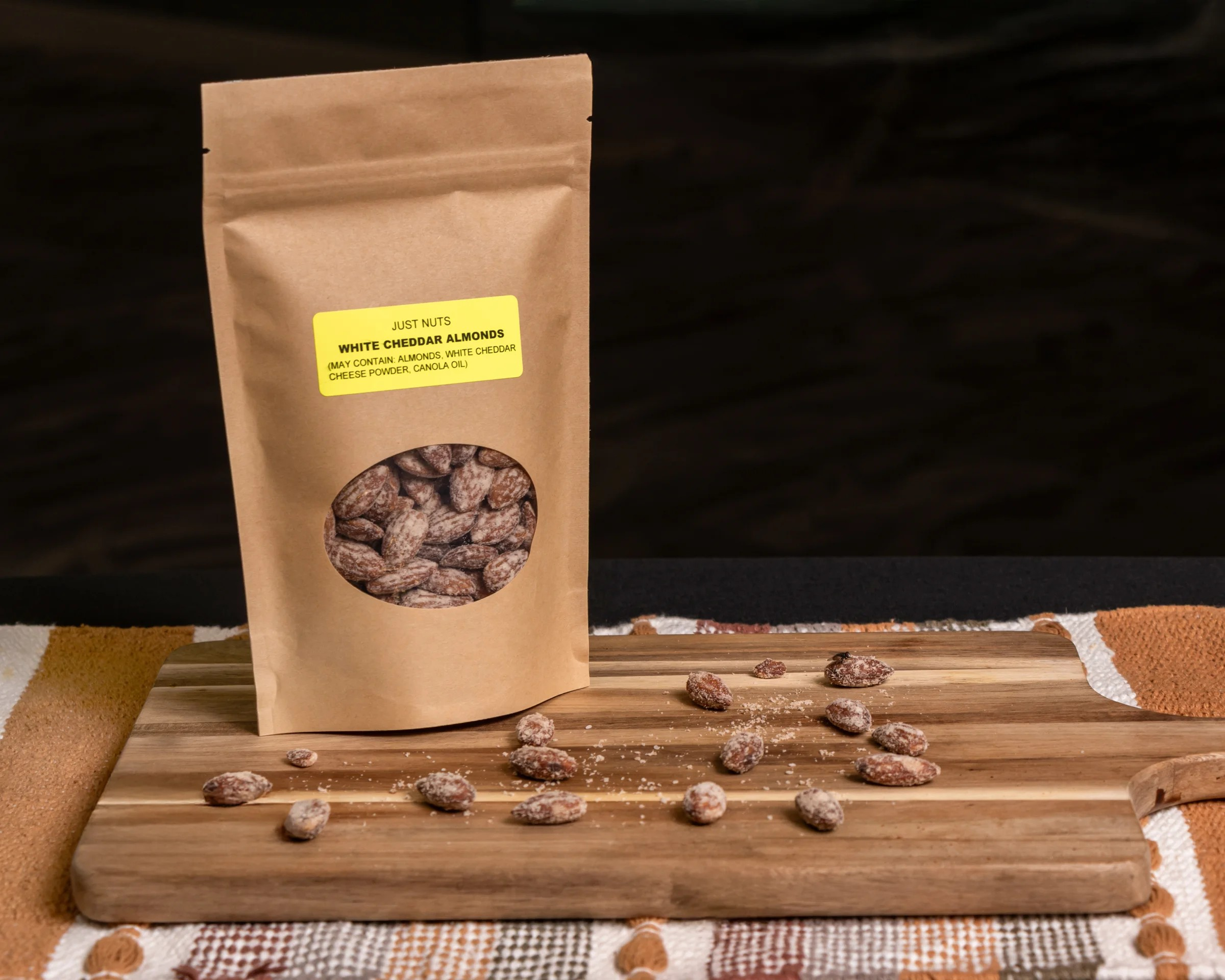 Cheddar Roasted Almonds
Sm: 2.2 oz
Md: 4.6 oz
Lg: 10.2 oz