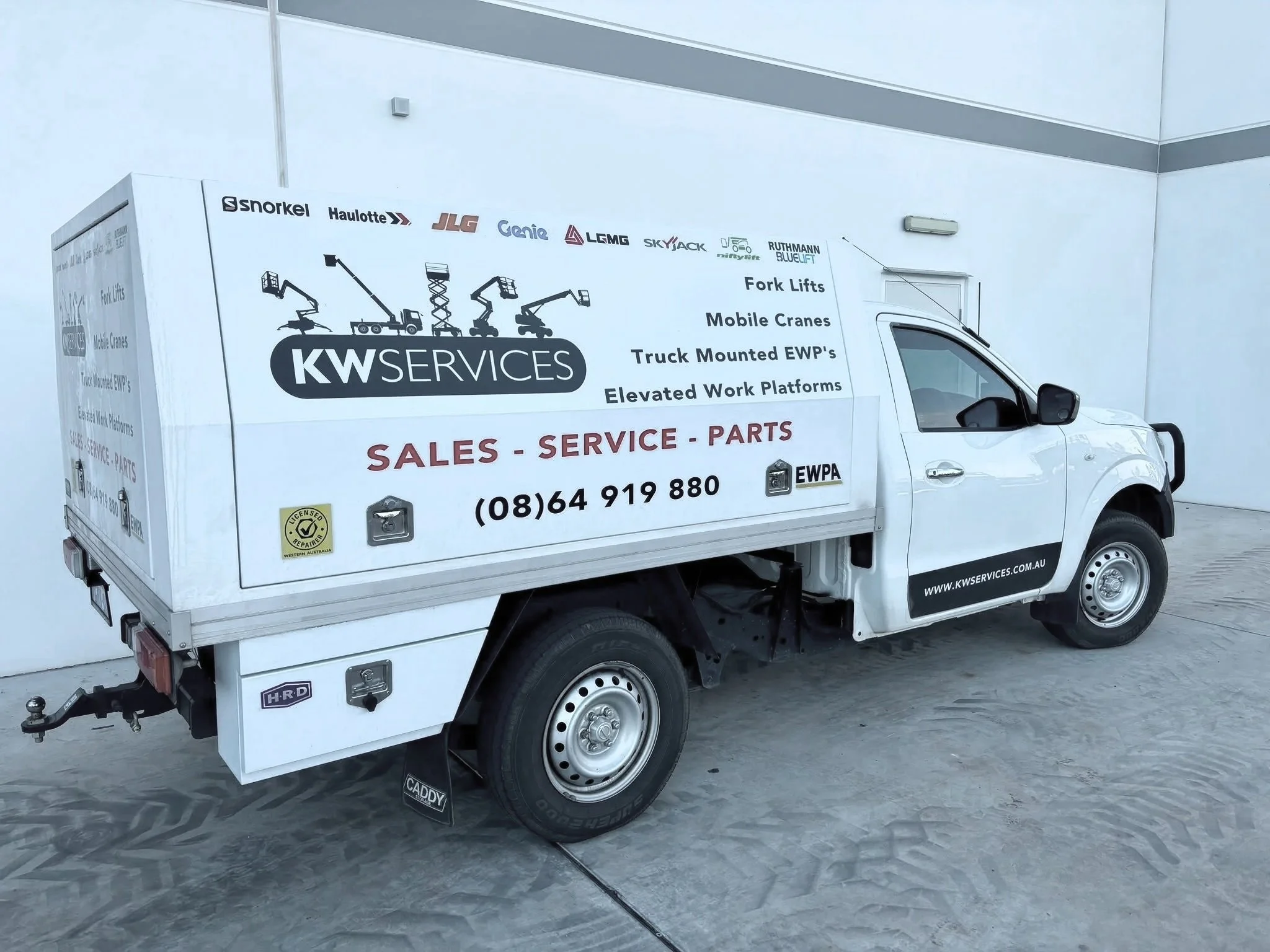 KW Services Mobile Service and Repair truck for forklift lifts, mobile cranes, truck mounted EWP, and elevated work platforms Perth Western Australia.