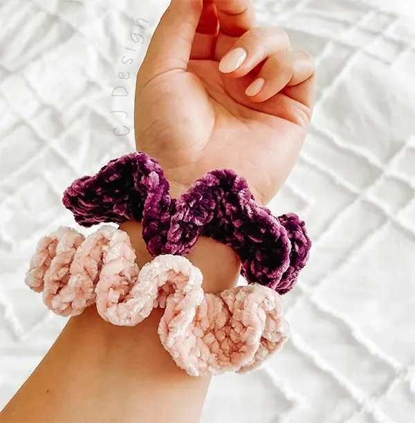 Scrunchie-1.webp