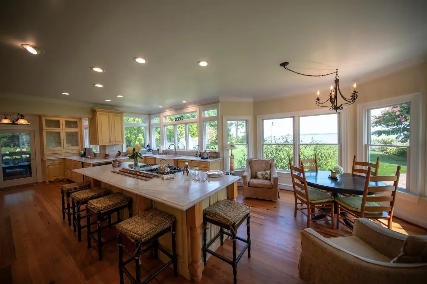 kitchenlk3 copy.jpg