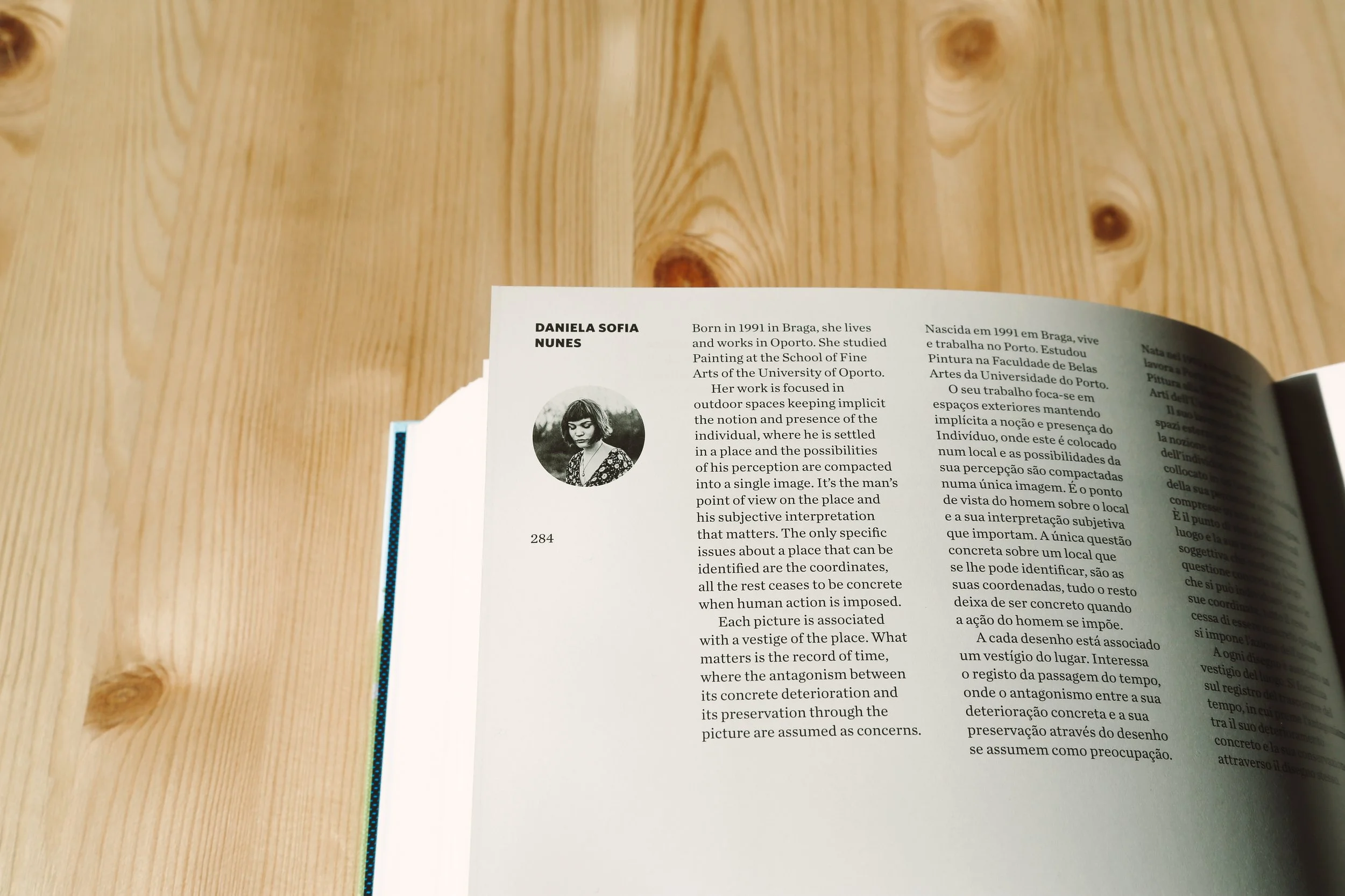 BOOKS-15.jpg