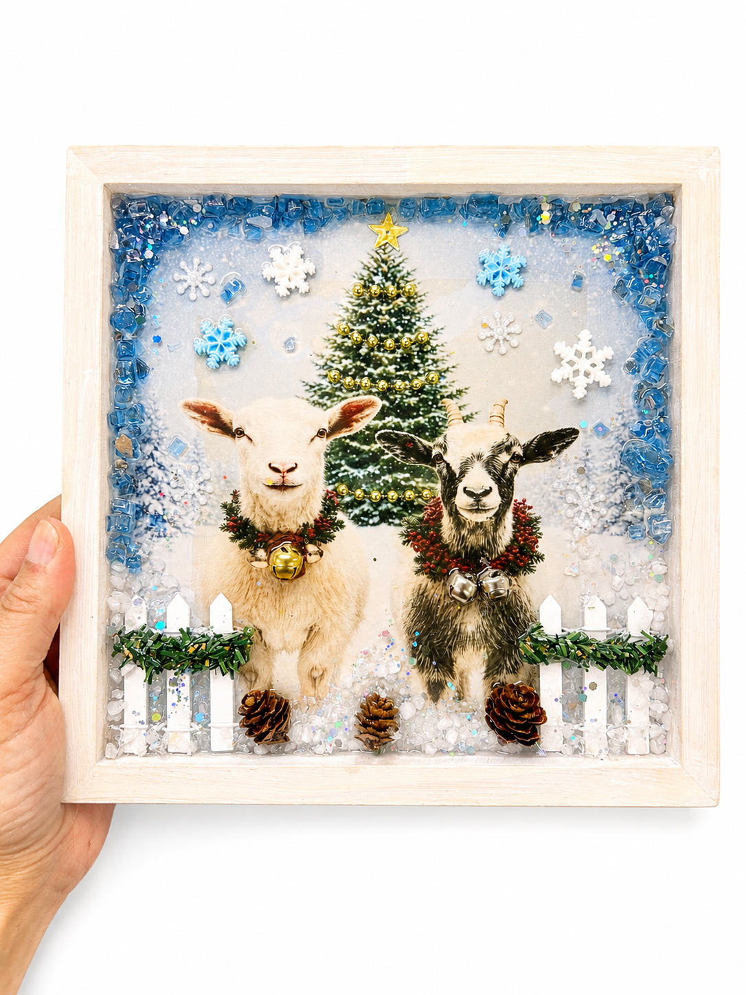 2 Goats Crushed Glass Resin Art Kit