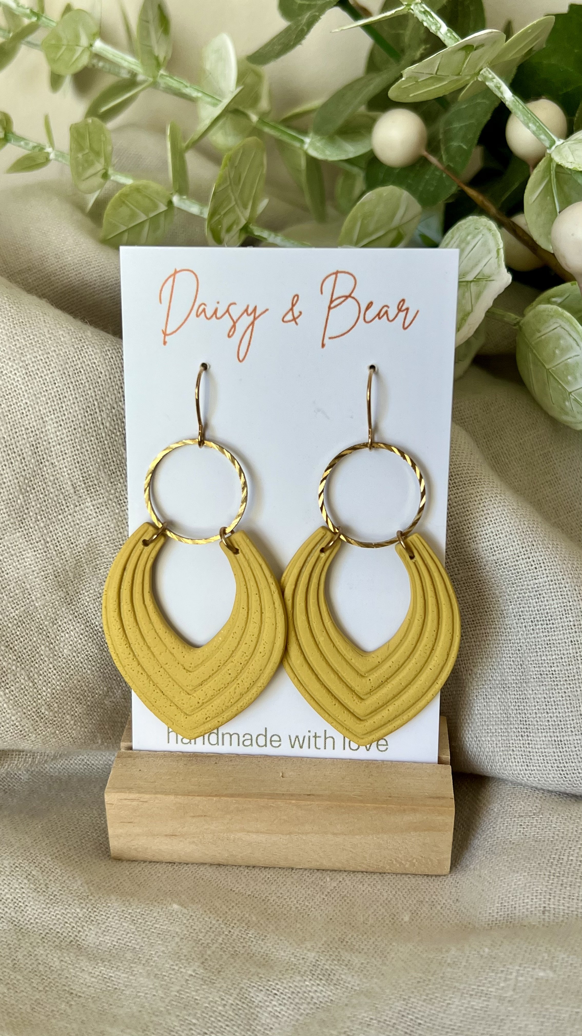 Acacia Curved Horseshoe Dangle Earrings