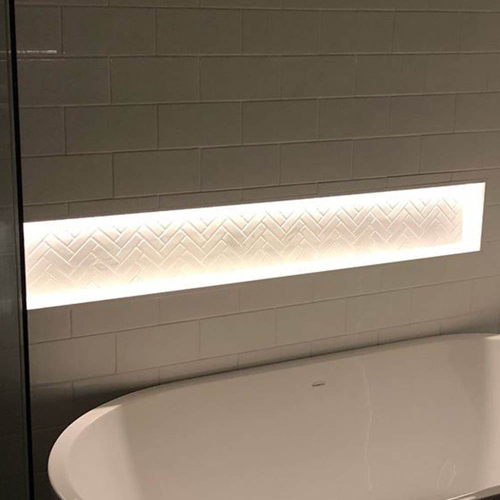 bath_light.jpg